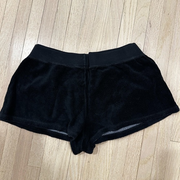 Terry cloth shorts - Picture 2 of 3